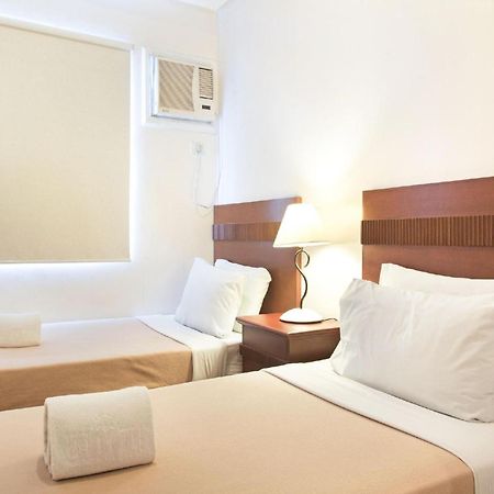 Townhouse Oak Avitel Hotel Near Osmena Highway, Pnr Pasay Station, Metro Manila Makati City Exterior foto